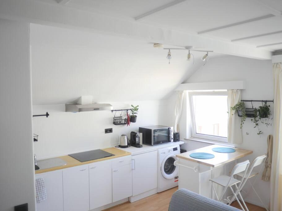 Chic 1br + Terrace Appartement
